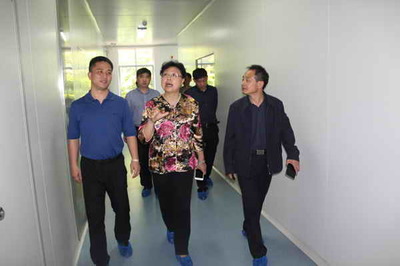 江西省旅发委巡视员屈乾娜莅临仙客来公司指导工作